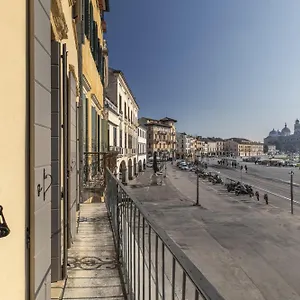 Appartement Palazzo Carpediem-prato Della Valle, Padoue